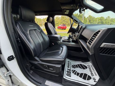 Used 2018 Ford F150 Platinum w/ Equipment Group 701A Luxury AWD/4WD image 10