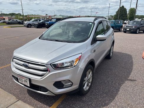 Used 2018 Ford Escape SE AWD/4WD image 1