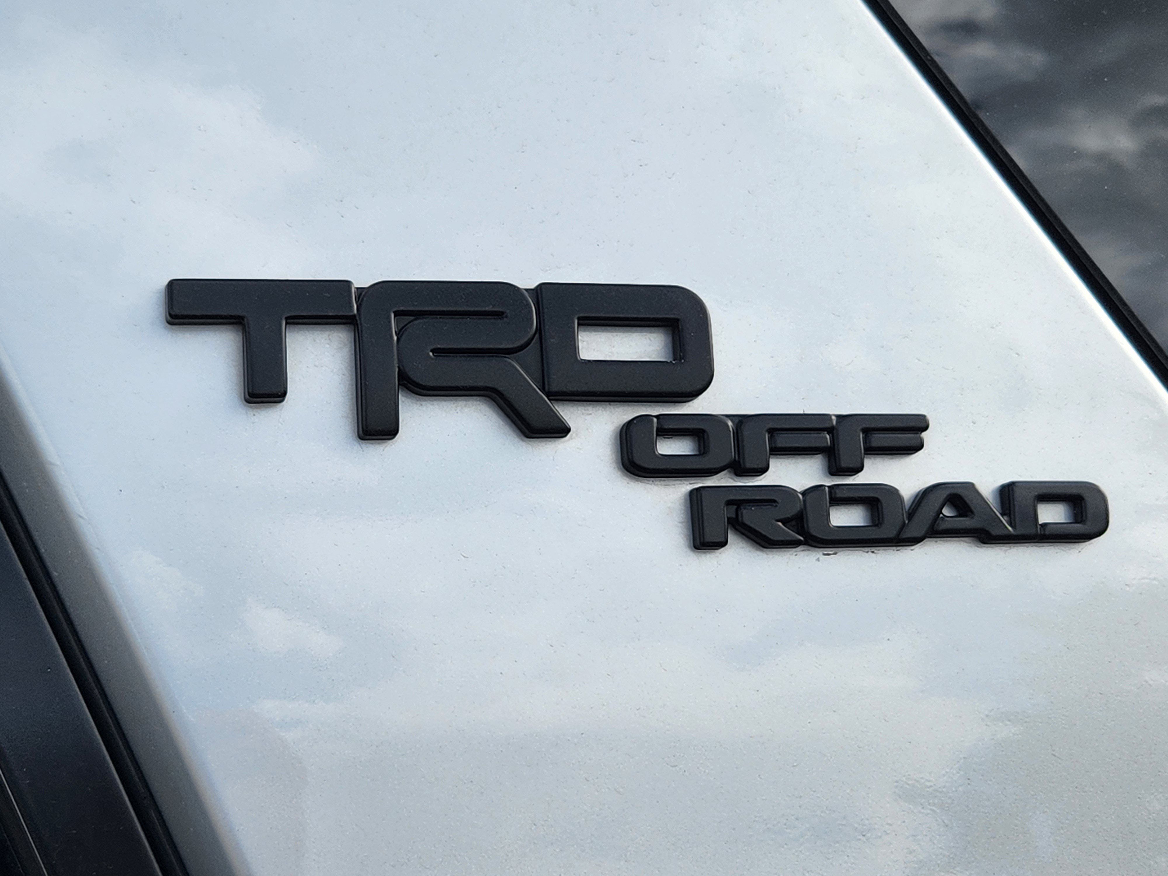 Used 2022 Toyota 4Runner TRD Off-Road Premium AWD/4WD image 9