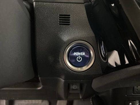Used 2022 Lexus ES 300h w/ Accessory Package 2 FWD image 11