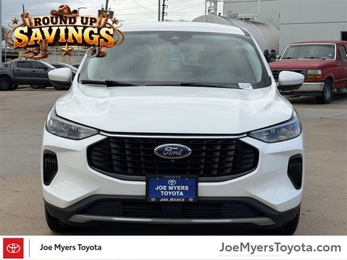 Used 2023 Ford Escape Active w/ Tech Pack #2 image 3