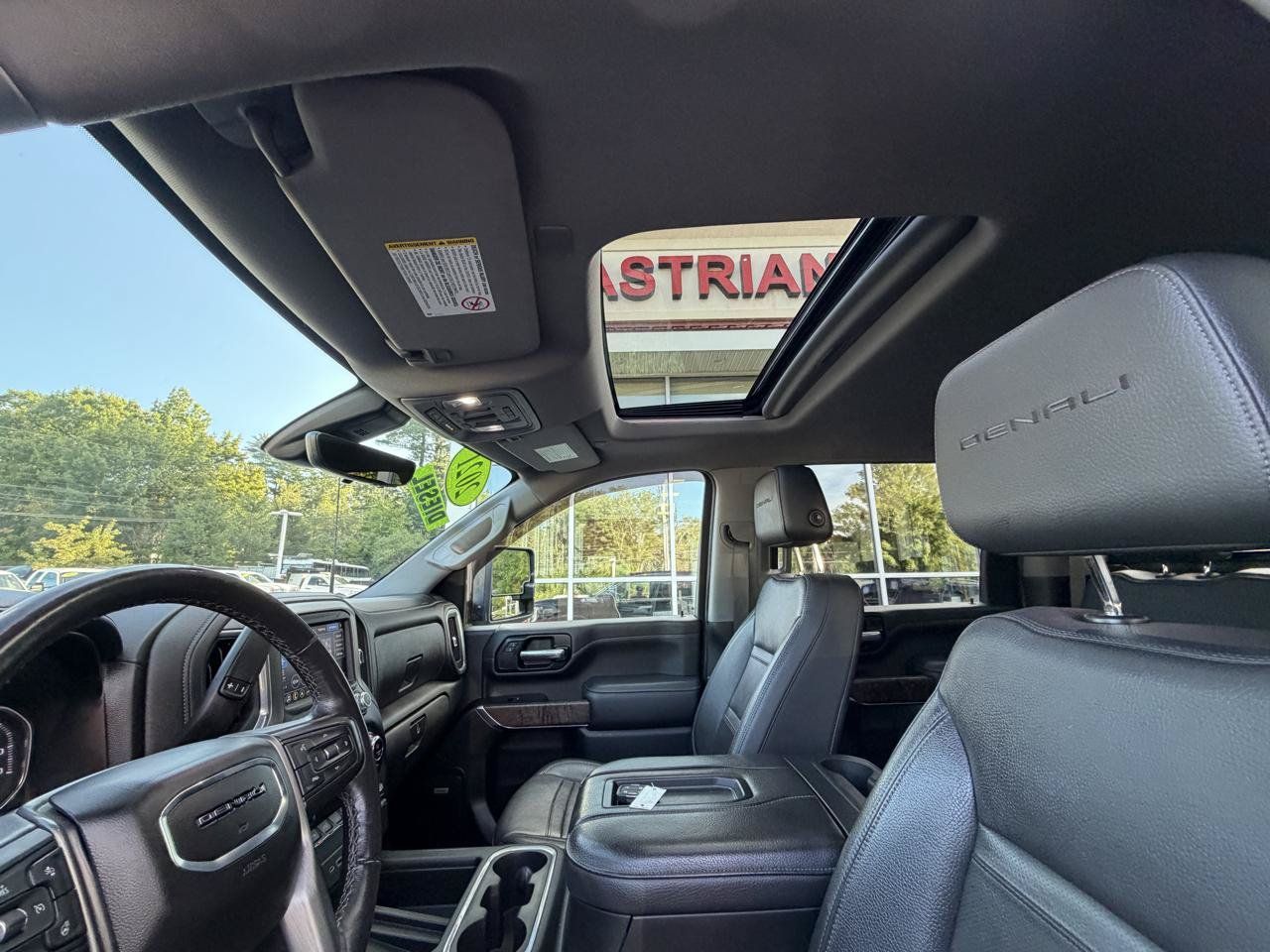 Used 2021 GMC Sierra 3500 Denali w/ Denali Ultimate Package AWD/4WD image 25