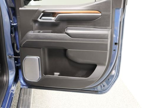 Used 2025 GMC Sierra 1500 Denali w/ Denali Reserve Package image 41