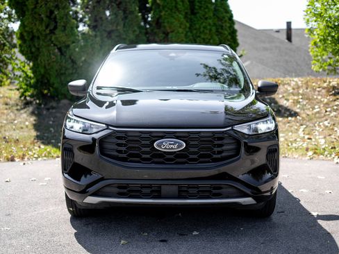 Used 2023 Ford Escape ST-Line w/ Tech Pack #1 image 2