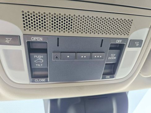 Used 2019 Acura MDX SH-AWD image 38
