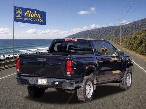 Used 2023 Chevrolet Colorado W/T RWD image 5