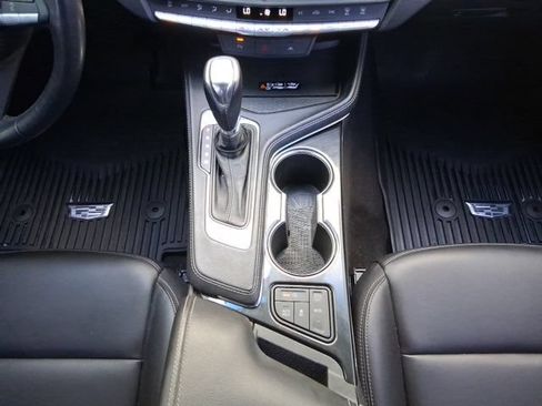 Used 2023 Cadillac CT4 Luxury RWD image 13