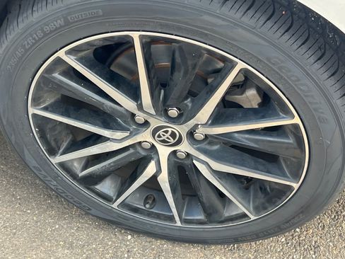 Certified 2021 Toyota Camry SE FWD image 22