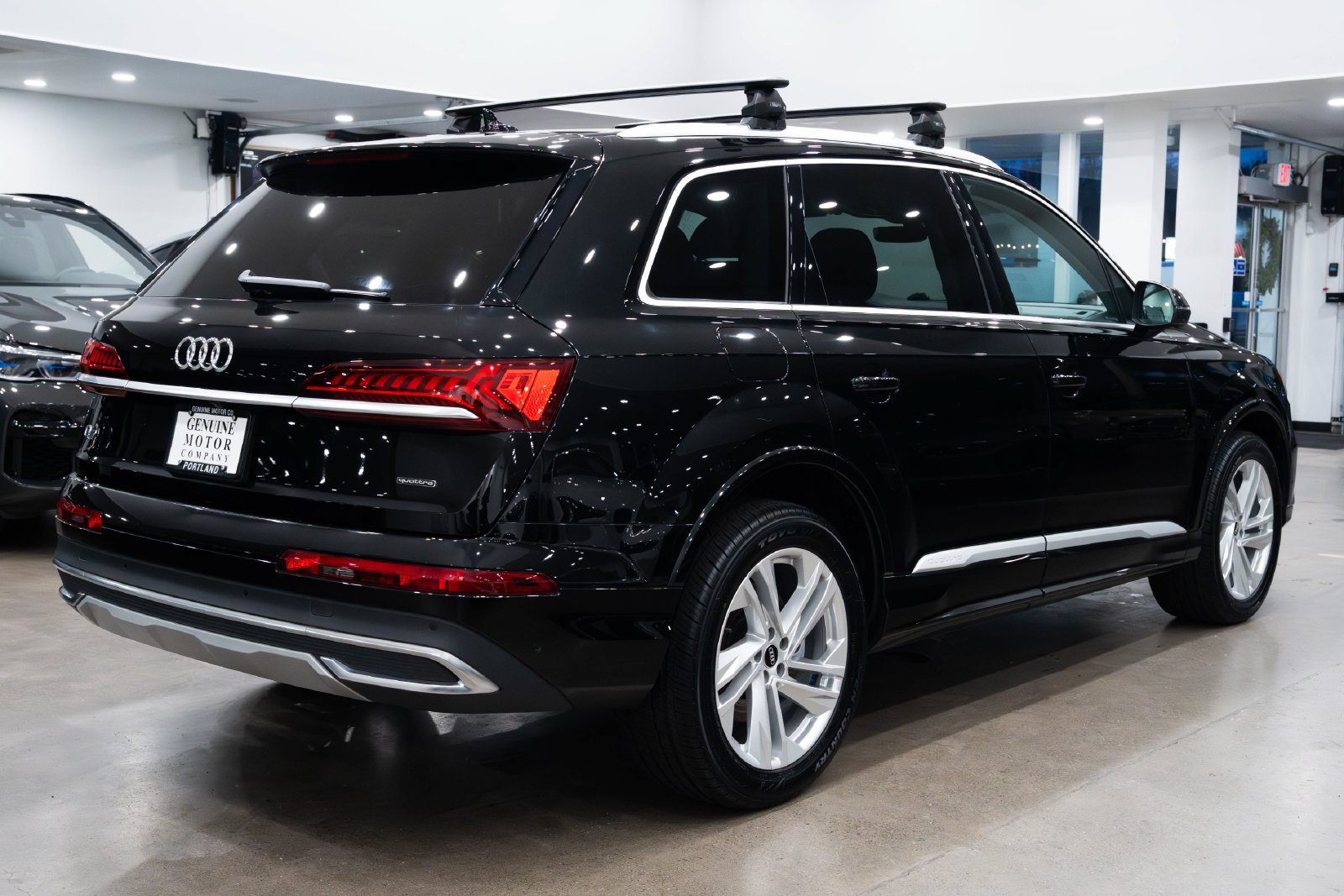 Used 2022 Audi Q7 3.0T Premium Plus w/ Premium Plus Package AWD/4WD image 4