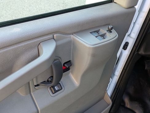 Used 2024 Chevrolet Express 2500 w/ Driver Convenience Package image 11