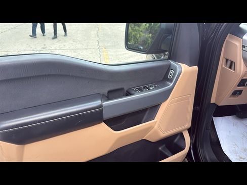Used 2023 Ford F150 XLT image 7
