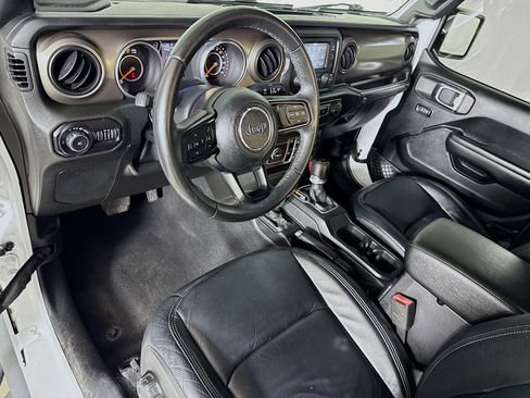 Used 2018 Jeep Wrangler Unlimited Sport S AWD/4WD image 8