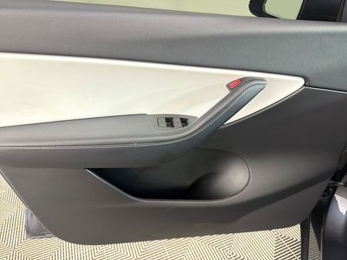 Used 2021 Tesla Model Y Performance AWD/4WD image 21