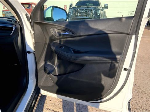 Used 2024 Buick Encore GX Sport Touring image 22