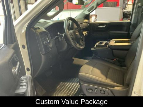 Used 2024 Chevrolet Silverado 1500 Custom RWD image 3