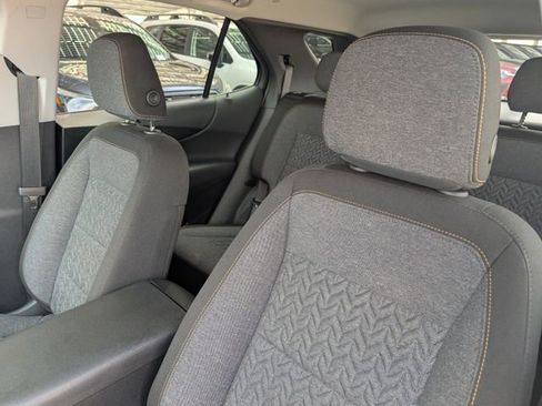 Used 2023 Chevrolet Equinox LT FWD image 10