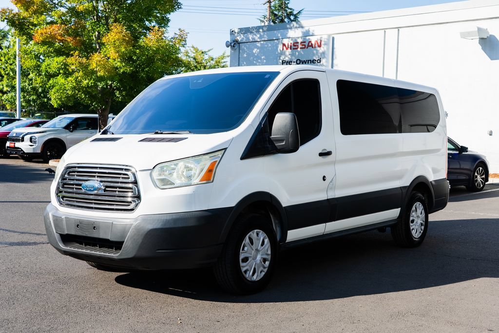 Used 2015 Ford Transit 150 XLT RWD image 3