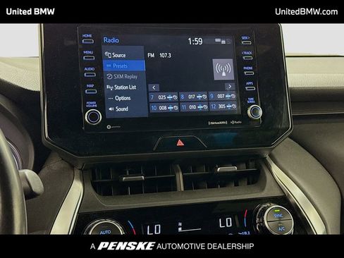 Used 2021 Toyota Venza XLE w/ Softex Package image 10