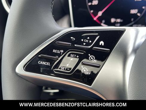 Used 2026 Mercedes-Benz GLC 300 4MATIC image 27