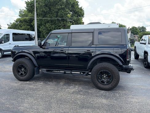 Used 2023 Ford Bronco Badlands w/ Sasquatch Package AWD/4WD image 6
