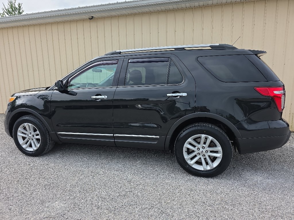 Used 2014 Ford Explorer XLT AWD/4WD image 10