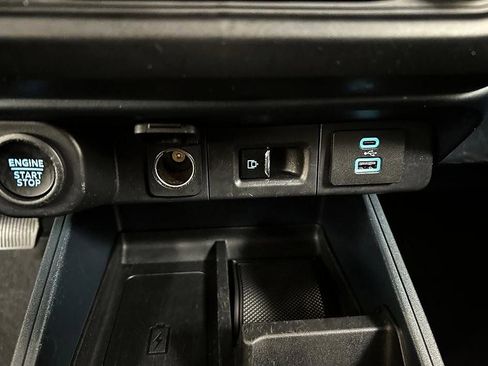 Used 2023 Ford Maverick Lariat w/ Lariat Luxury Package AWD/4WD image 23