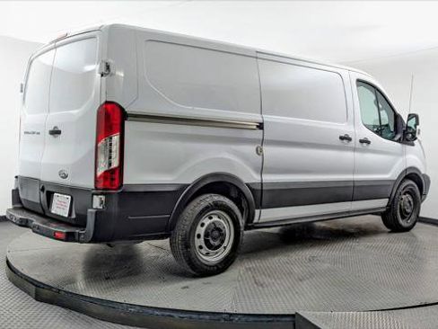 Used 2019 Ford Transit 150 130 Low Roof RWD image 7