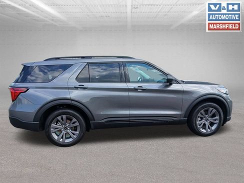 New 2026 Ford Explorer Active w/ Active Comfort Package AWD/4WD image 8
