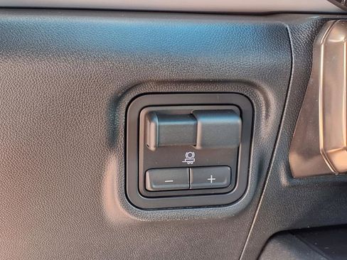 New 2025 GMC Hummer EV 3X image 30