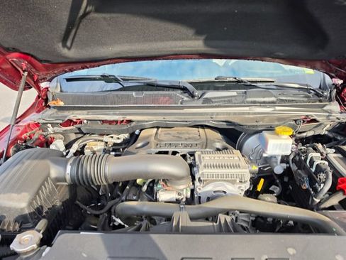 Used 2023 RAM 1500 Laramie AWD/4WD image 25