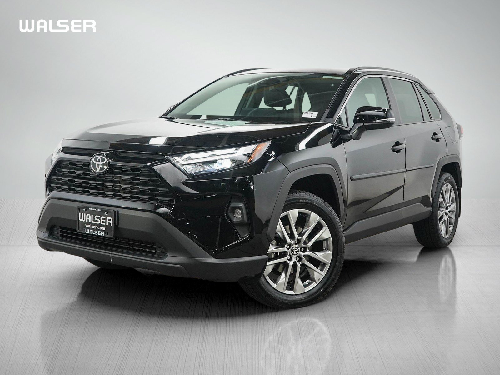 Used 2023 Toyota RAV4 XLE Premium AWD/4WD image 1