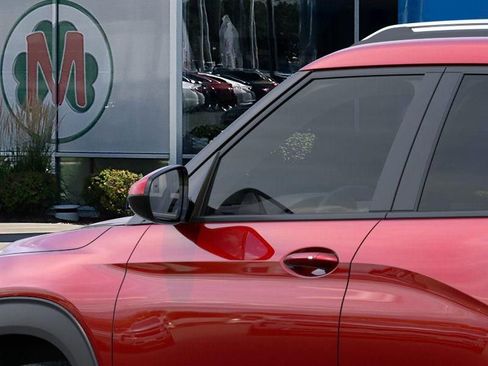 New 2026 Chevrolet TrailBlazer LT image 12