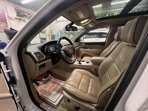 Used 2015 Jeep Grand Cherokee Overland image 5