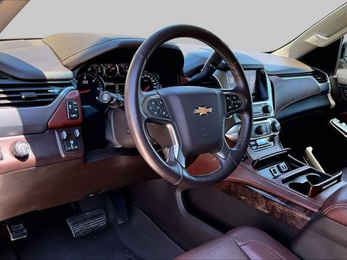 Used 2016 Chevrolet Suburban LTZ RWD image 20