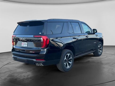 New 2026 GMC Yukon AT4 w/ AT4 Premium Package AWD/4WD image 8