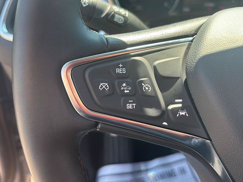 Used 2024 Chevrolet Equinox LT AWD/4WD image 24