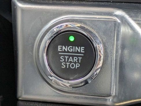 Used 2023 Ford F150 Lariat AWD/4WD image 29