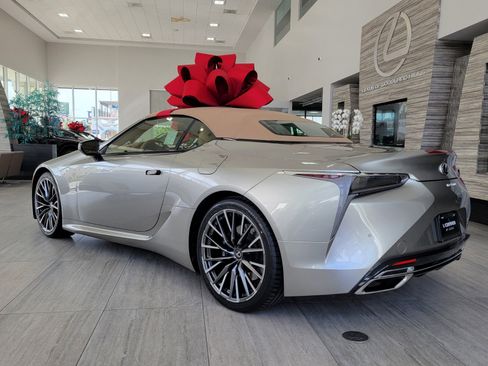 Certified 2024 Lexus LC 500 Convertible image 3