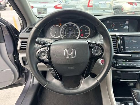 Used 2017 Honda Accord EX-L image 21