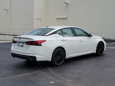 New 2026 Nissan Altima 2.5 SV w/ SV Special Edition Package FWD image 3