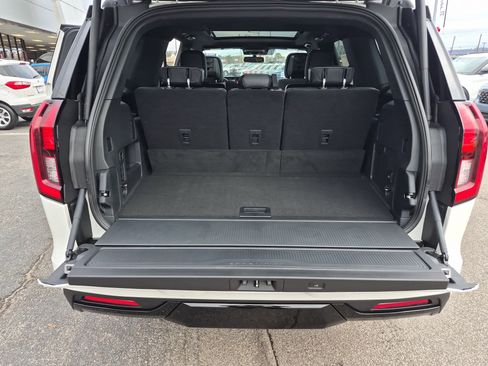 New 2026 Ford Expedition Platinum w/ Stealth Appearance Package image 19