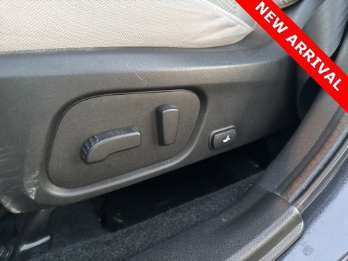 Used 2017 Subaru Forester 2.5i Premium image 13