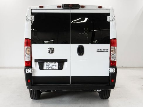 Used 2025 RAM ProMaster 2500 w/ U-Haul Equipment Group FWD image 23