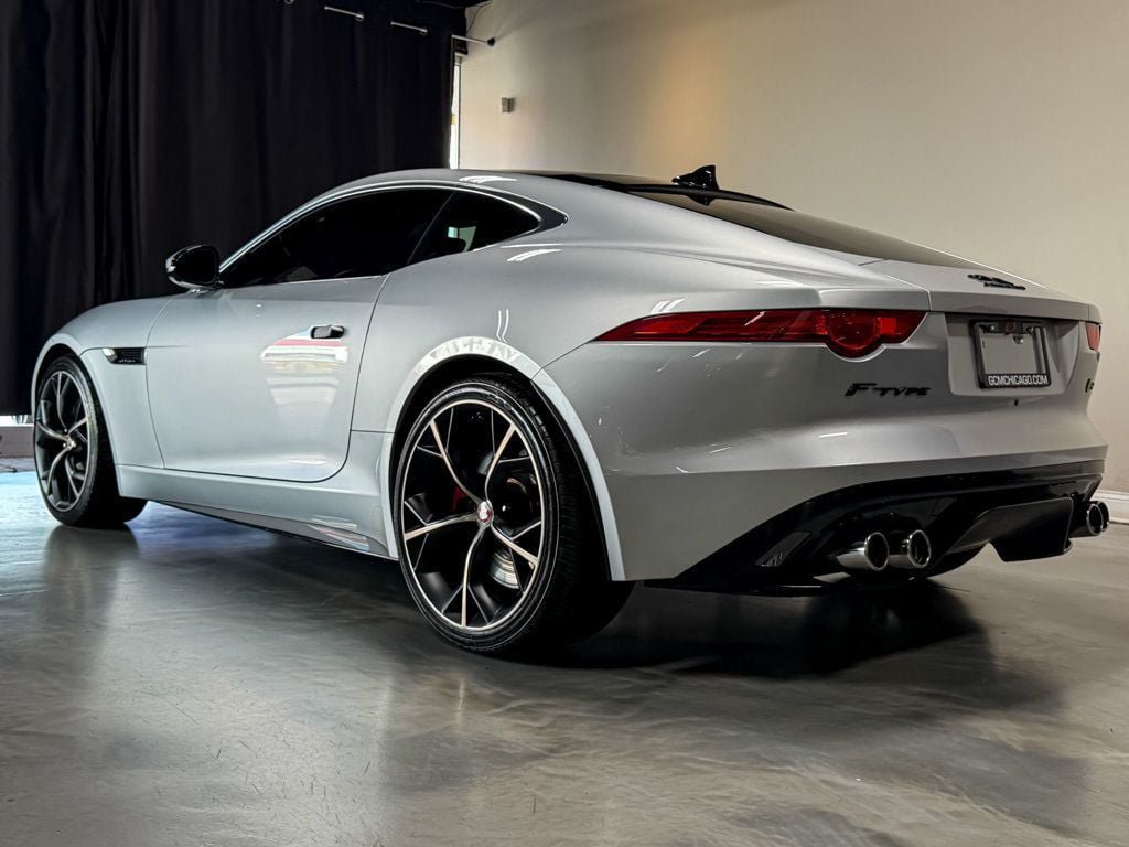 Used 2015 Jaguar F-TYPE R RWD image 29