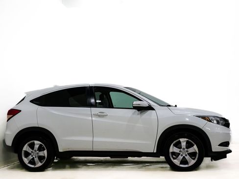 Used 2016 Honda HR-V EX image 5