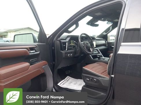 Used 2023 GMC Sierra 1500 Denali Ultimate image 9