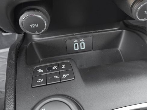 Certified 2020 Ford Ranger Lariat w/ Equipment Group 501A Mid image 23