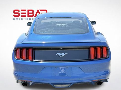 Used 2017 Ford Mustang Coupe RWD image 11