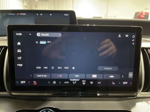 New 2026 Ford Expedition Active AWD/4WD image 16