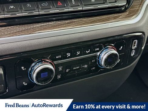 New 2026 GMC Sierra 1500 Elevation image 11